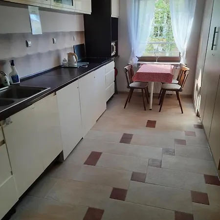 Reveliqa - Pokoje Goscinne I Apartamenty Pobierowo