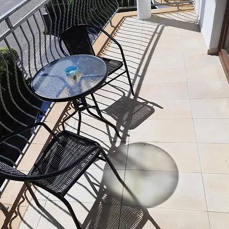 Bed & Breakfast Reveliqa - Pokoje Goscinne I Apartamenty Pobierowo