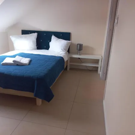 Bed & Breakfast Reveliqa - Pokoje Goscinne I Apartamenty