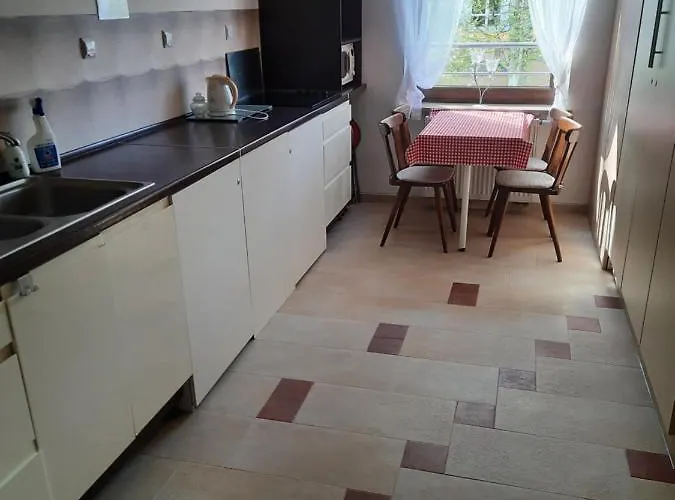 Reveliqa - Gościnne I Pobierowo