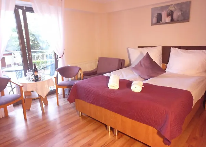 Reveliqa - Gościnne I