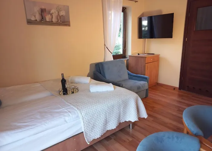 Reveliqa - Gościnne I