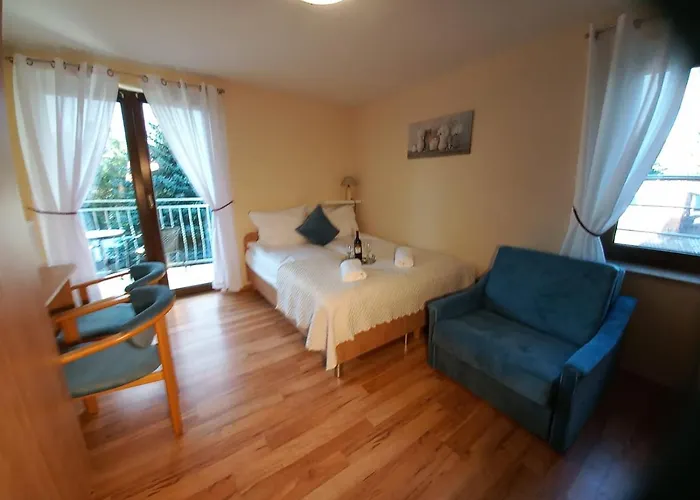 Nocleg ze śniadaniem Reveliqa - Gościnne I 3*