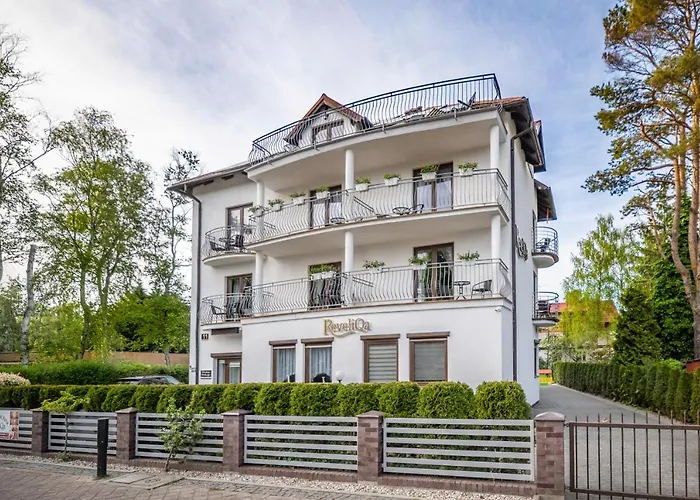 Reveliqa - Gościnne I Nocleg ze śniadaniem