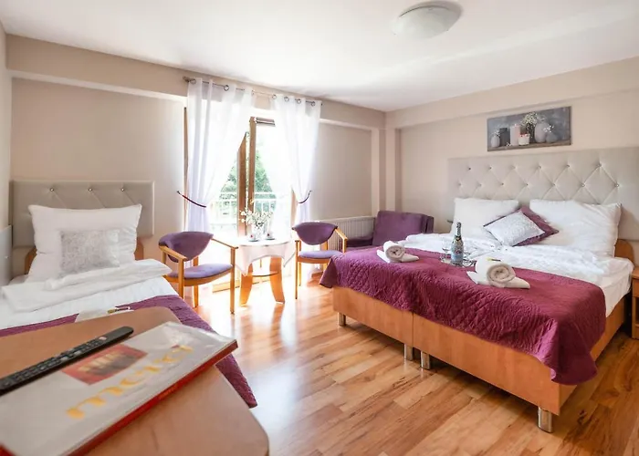 Nocleg ze śniadaniem Reveliqa - Gościnne I Pobierowo