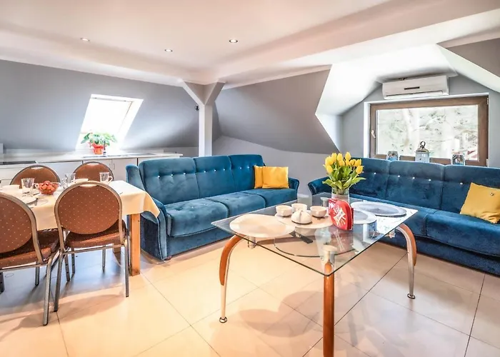 Nocleg ze śniadaniem Reveliqa - Gościnne I Pobierowo