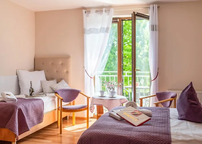 Nocleg ze śniadaniem Reveliqa - Gościnne I